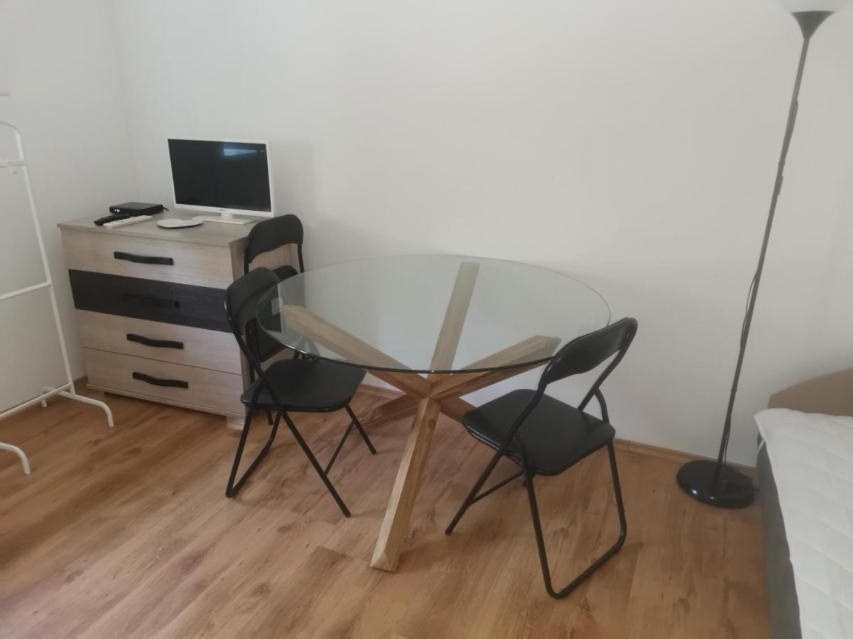 Poroszlay Apartman 德布勒森 外观 照片