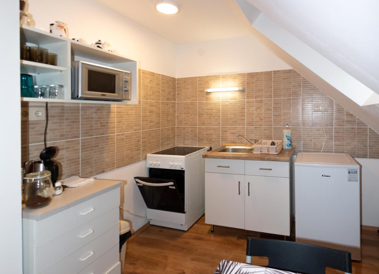 Poroszlay Apartman 德布勒森 外观 照片