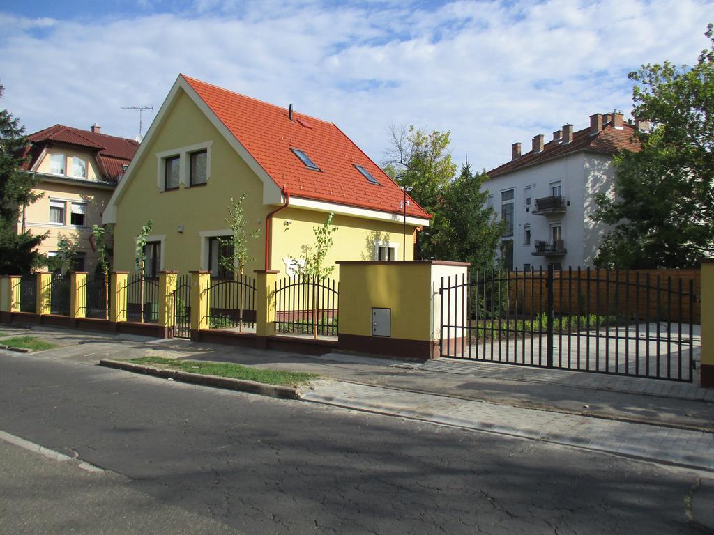 Poroszlay Apartman 德布勒森 外观 照片