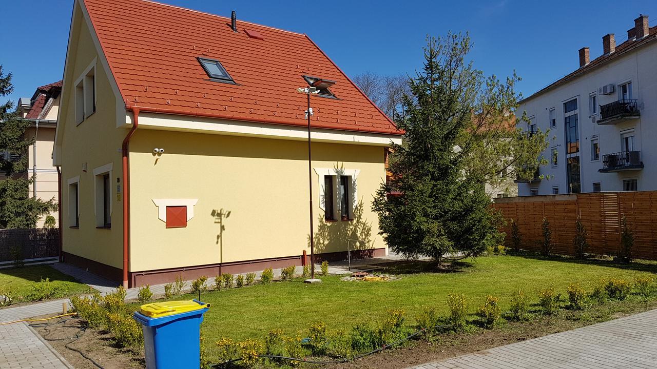Poroszlay Apartman 德布勒森 外观 照片